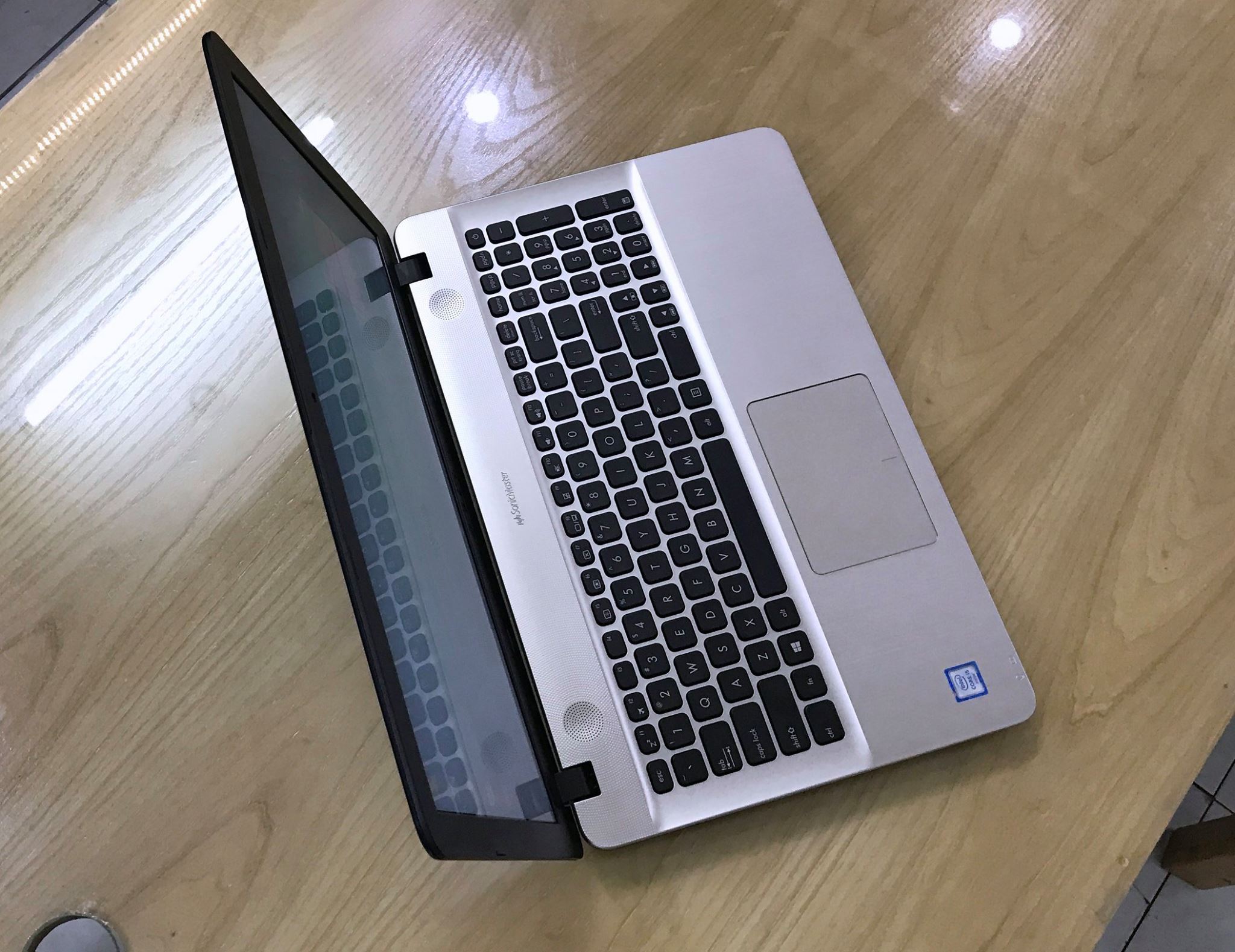 Laptop Asus X541UV-XX143D-5.jpg